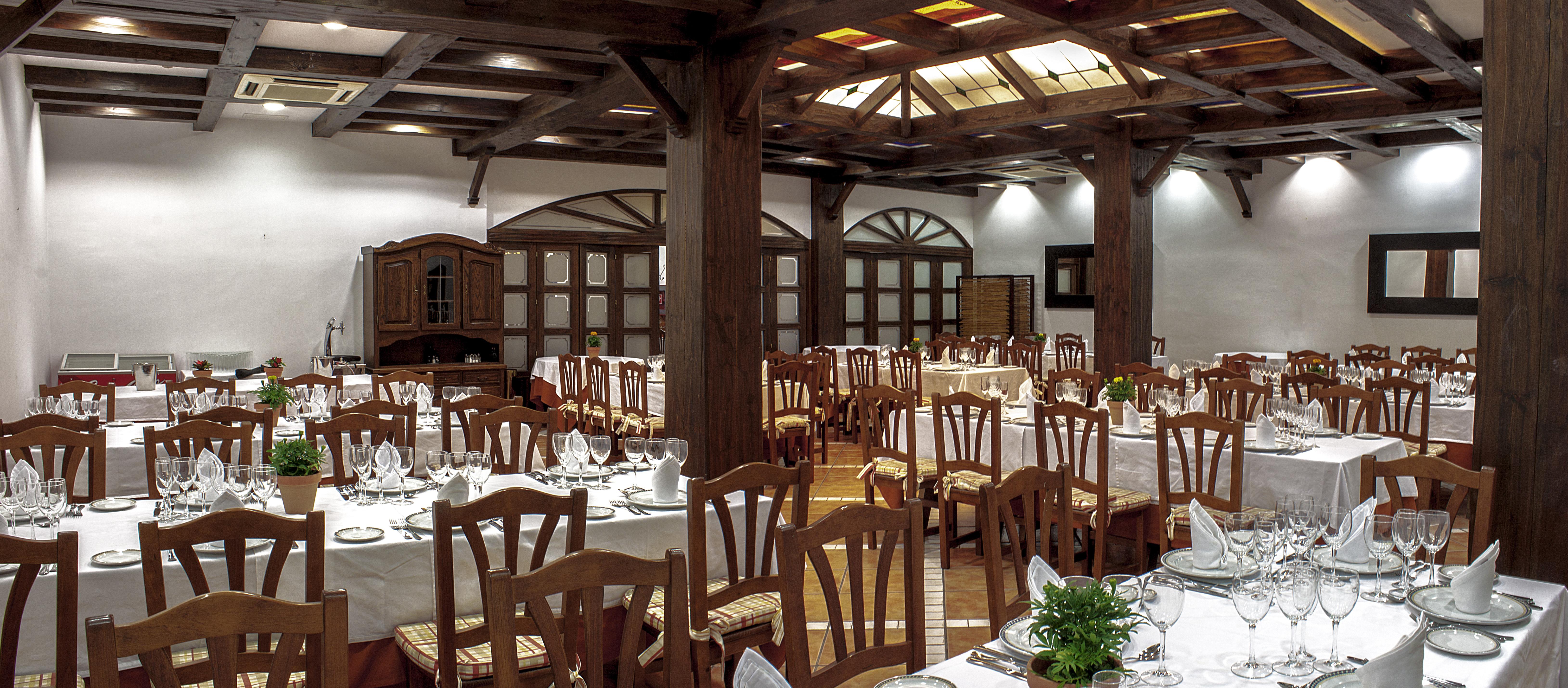 Albenzaire Asador Hotel 3*