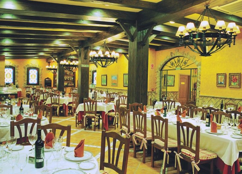 Albenzaire Asador Hotel Fuensanta (Andalucia)