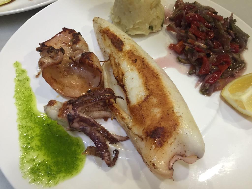 Albenzaire Asador Hotel Fuensanta (Andalucia)